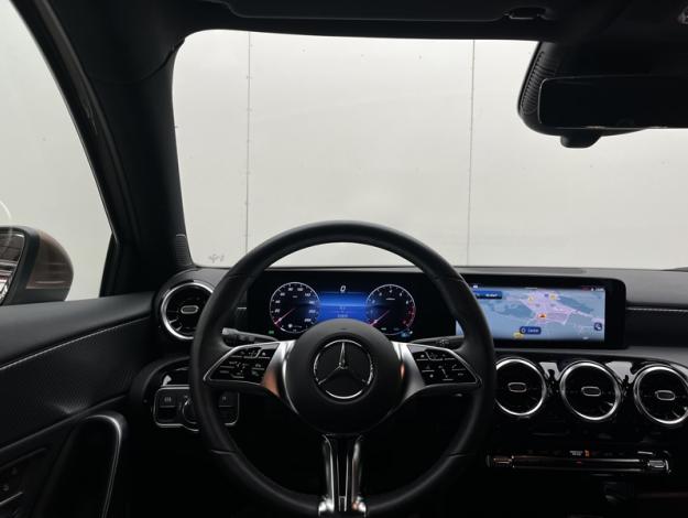 MERCEDES-BENZ Classe A 180 Progressive Line  