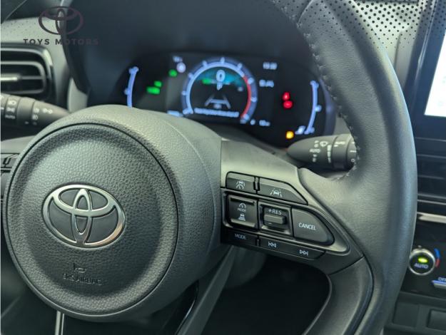 TOYOTA Yaris Cross 1.5 HYBRID 116H DESIGN MC24  