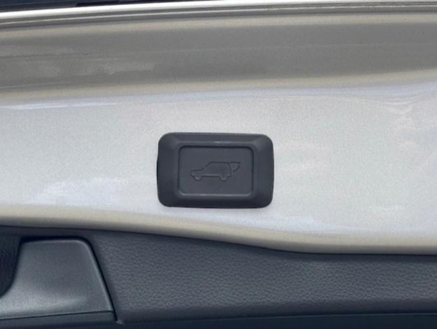 TOYOTA RAV4 AWD-i 222ch Collection Pack Confort + TO  