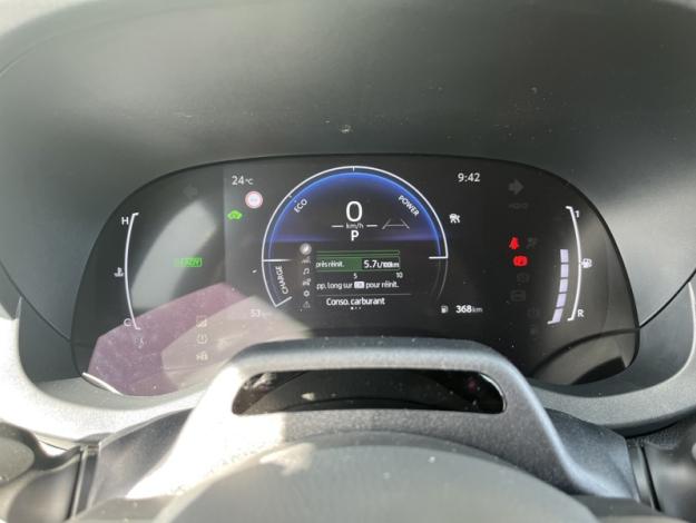 TOYOTA Yaris Hybride 116h Design  YARIS HYBRIDE 116H DESIGN MY26