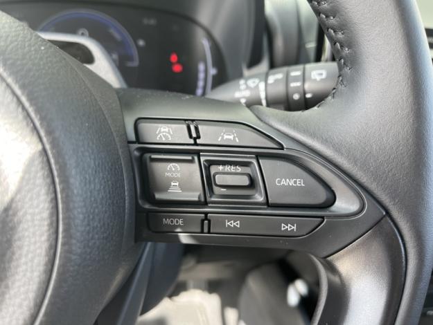 TOYOTA Yaris Hybride 116h Design  YARIS HYBRIDE 116H DESIGN MY26