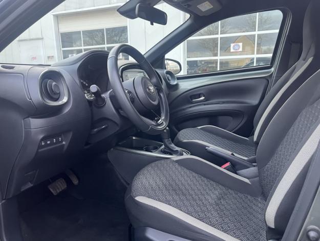 TOYOTA Aygo X 1.0 VVT-i 72 Design  