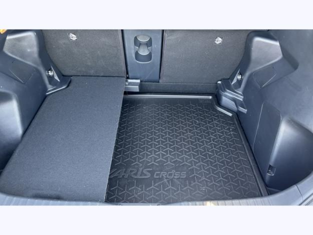 TOYOTA Yaris Cross 1.5 HYBRID 116H DESIGN   