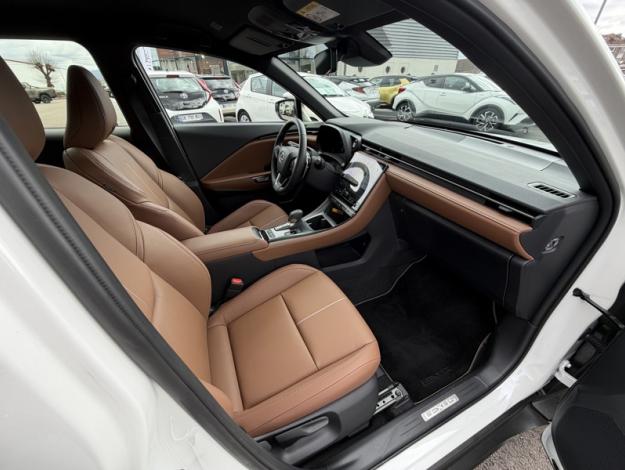 LEXUS LBX 1.5 136H 2WD Relax Pack Advanced  LBX HYBRIDE 2WD RELAX PKADVANCED MY26