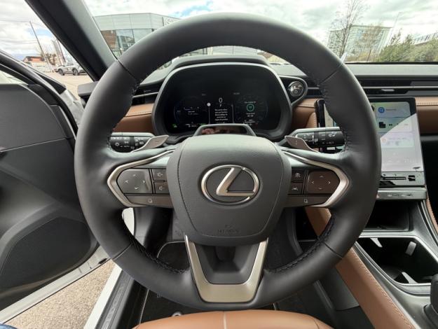 LEXUS LBX 1.5 136H 2WD Relax Pack Advanced  LBX HYBRIDE 2WD RELAX PKADVANCED MY26