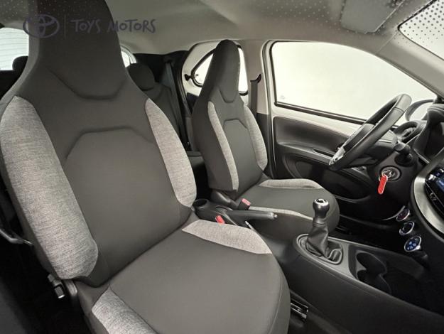 TOYOTA Aygo X 1.0 Dynamic    