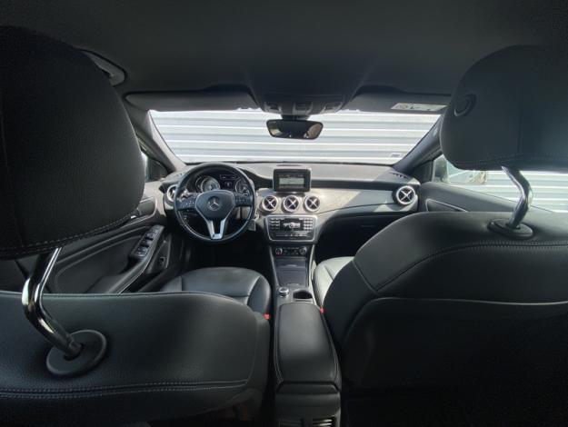 MERCEDES-BENZ GLA 180 d  