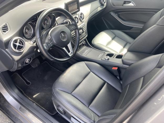 MERCEDES-BENZ GLA 180 d  