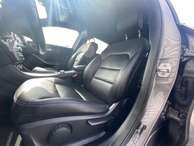 MERCEDES-BENZ GLA 180 d  