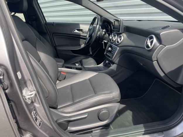 MERCEDES-BENZ GLA 180 d  