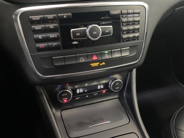 MERCEDES-BENZ GLA 180 d  