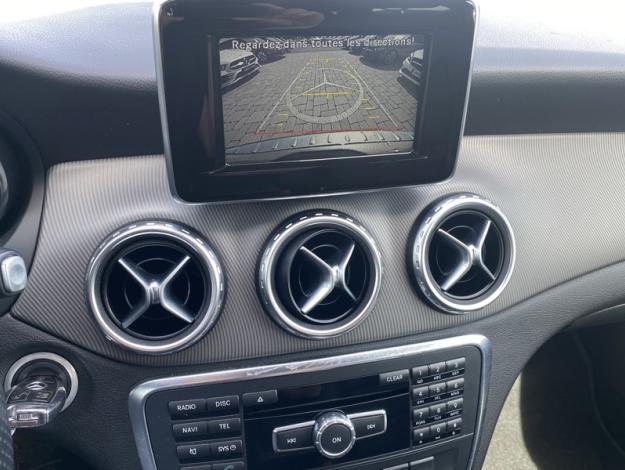 MERCEDES-BENZ GLA 180 d  