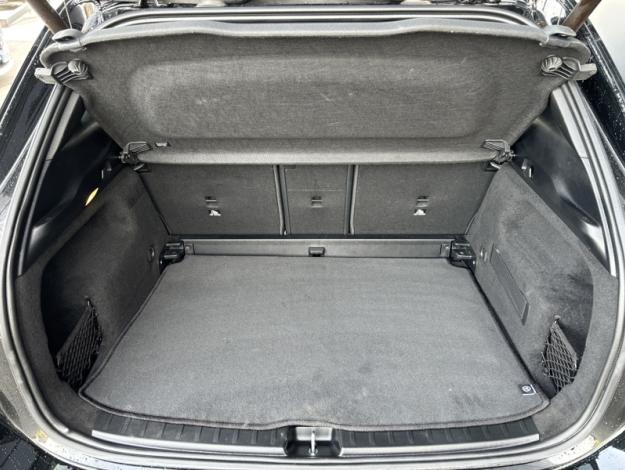 MERCEDES-BENZ GLA 200 d AMG Line  GLA 200 d AMG Line