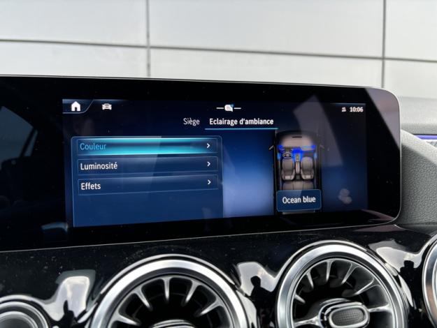 MERCEDES-BENZ GLA 200 d AMG Line  GLA 200 d AMG Line