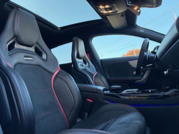 MERCEDES-BENZ CLA 45 AMG 4M Sièges Performance Toit Pano  