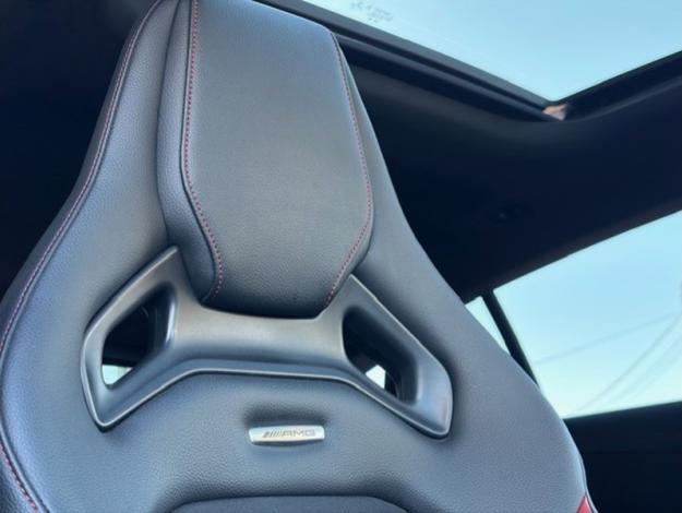 MERCEDES-BENZ CLA 45 AMG 4M Sièges Performance Toit Pano  