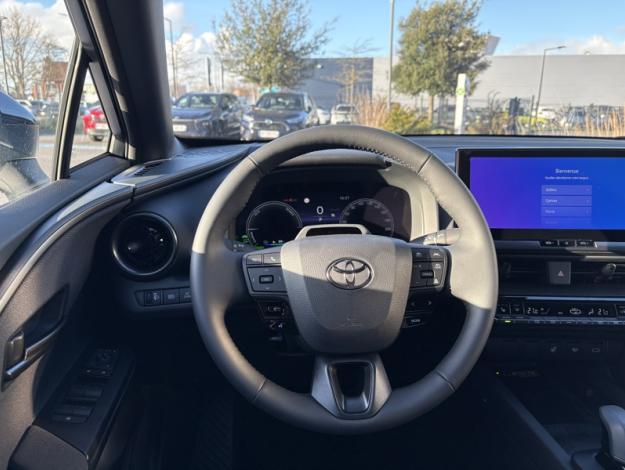 TOYOTA C-HR 2.0 PHEV 225 Graphic  C HR PHEV 225 GRAPHIC MY26