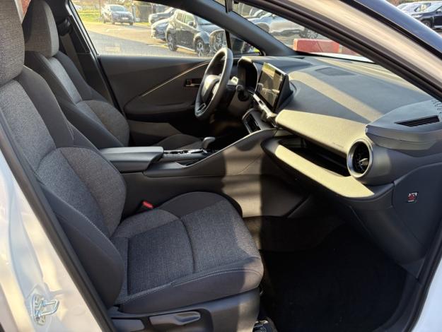 TOYOTA C-HR 2.0 PHEV 225 Graphic  C HR PHEV 225 GRAPHIC MY26