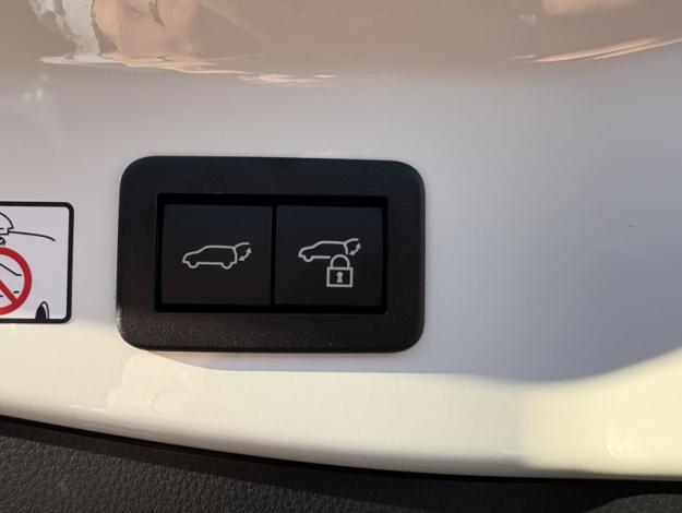 TOYOTA C-HR 2.0 PHEV 225 Graphic  C HR PHEV 225 GRAPHIC MY26