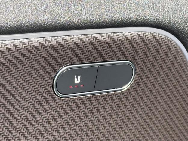 MERCEDES-BENZ GLA 180 AMG Line  GLA 180 AMG Line