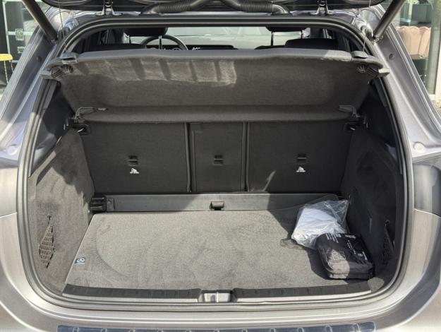 MERCEDES-BENZ GLA 180 AMG Line  GLA 180 AMG Line