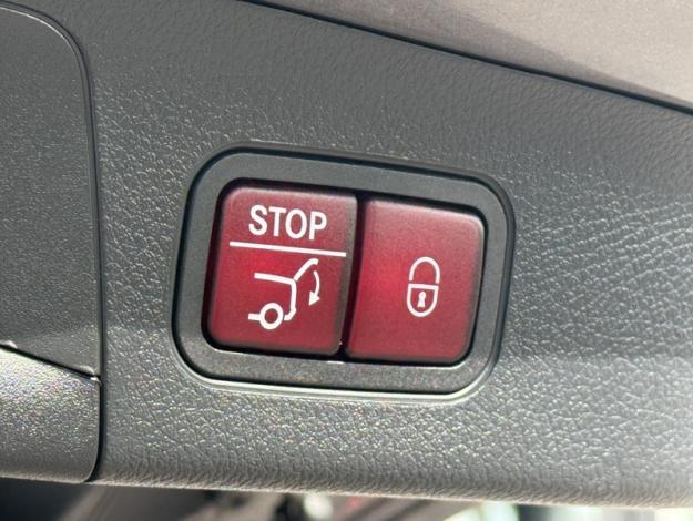 MERCEDES-BENZ GLA 180 AMG Line  GLA 180 AMG Line