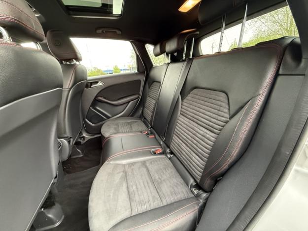 MERCEDES-BENZ Classe B B 180 d Fascination  