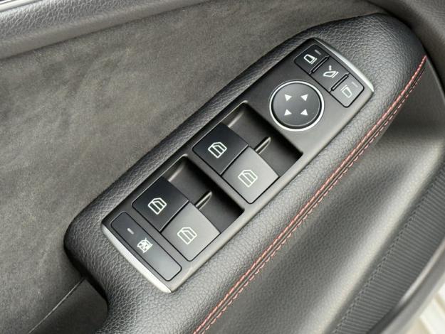 MERCEDES-BENZ Classe B B 180 d Fascination  