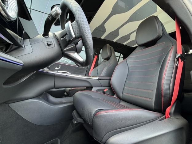 MERCEDES-BENZ GLC SUV GLC 400 4MATIC avec technologie EQ AMG Line  GLC 400 4M avec technologie EQ AMG Line