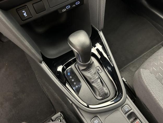 TOYOTA Yaris Cross 1.5 HYBRID 130H DESIGN / PACK CARGO  