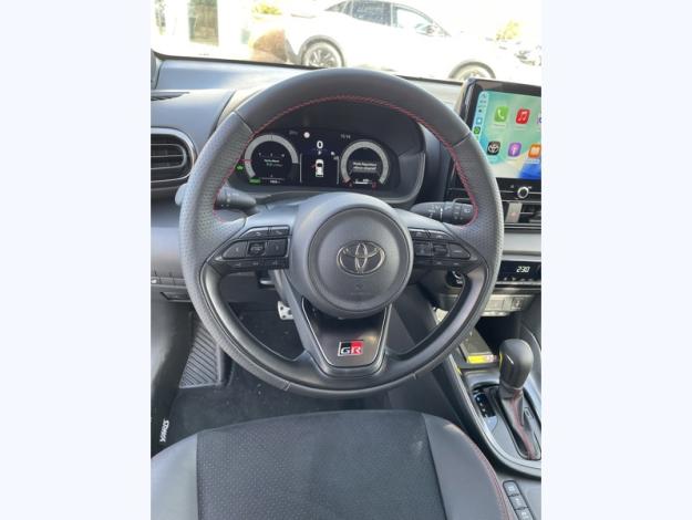TOYOTA Yaris Hybride 130h GR SPORT  