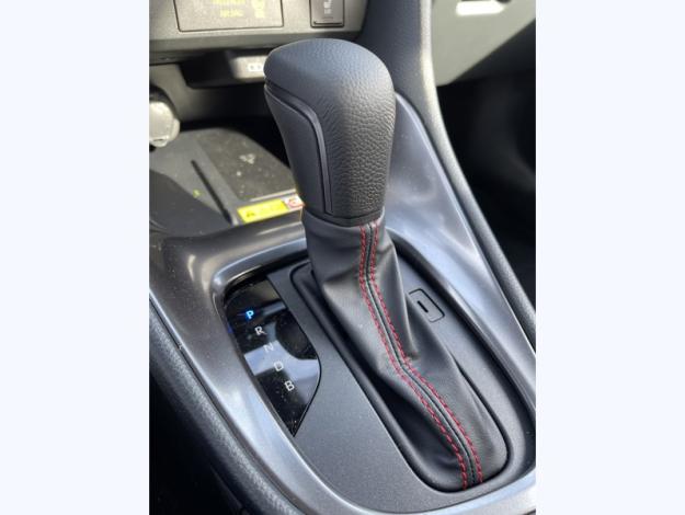 TOYOTA Yaris Hybride 130h GR SPORT  