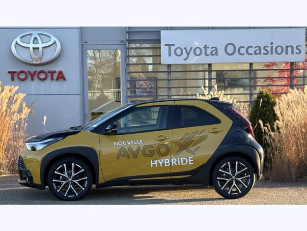 TOYOTA Aygo X Hybride 116h GR Sport  AYGO X 116H GR SPORT JBL