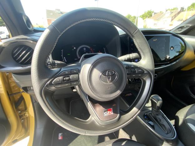 TOYOTA Aygo X Hybride 116h GR Sport JBL  