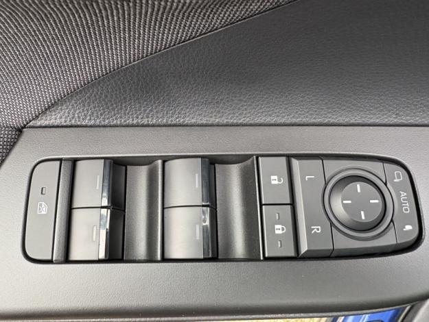 TOYOTA C-HR 1.8 Hybride 140 Graphic  C HR HYBRID140 GRAPHIC MY26