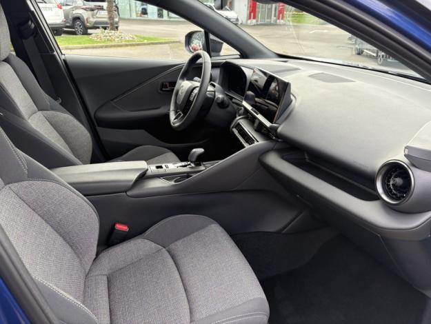 TOYOTA C-HR 1.8 Hybride 140 Graphic  C HR HYBRID140 GRAPHIC MY26