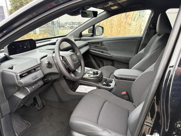 TOYOTA C-HR Design Grande Autonomie 77 kWh 224ch  C HR+ GRANDE AUTONOMIE DESIGN 77kWh