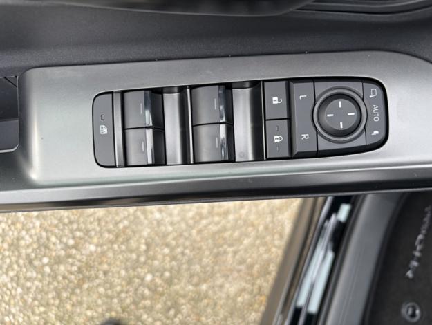 TOYOTA C-HR Design Grande Autonomie 77 kWh 224ch  C HR+ GRANDE AUTONOMIE DESIGN 77kWh