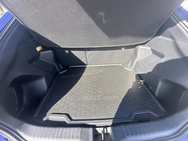 TOYOTA Yaris Cross 116h design    
