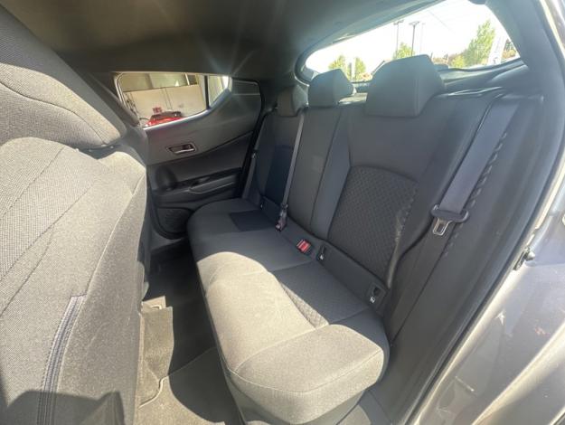 TOYOTA C-HR 122h Dynamic Business  