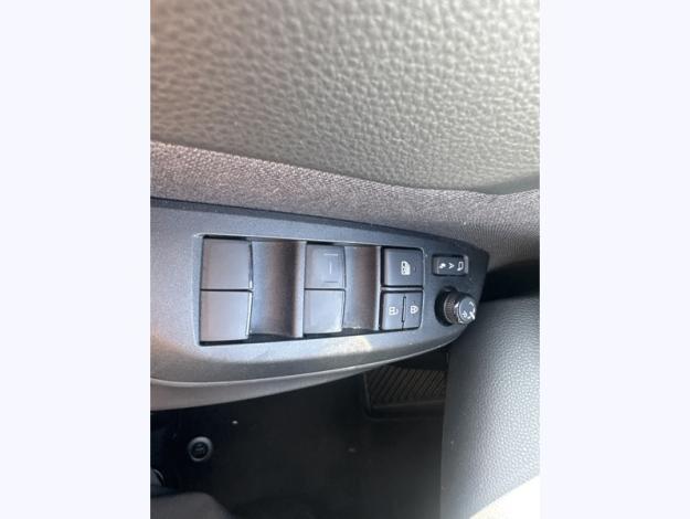 TOYOTA Yaris Cross 130h design   