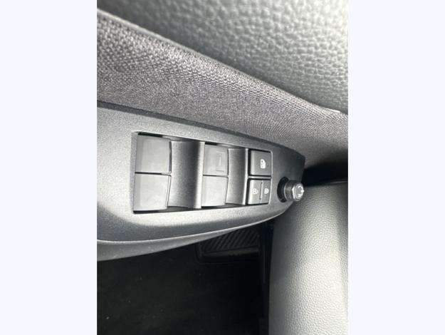 TOYOTA Yaris 116h Dynamic  