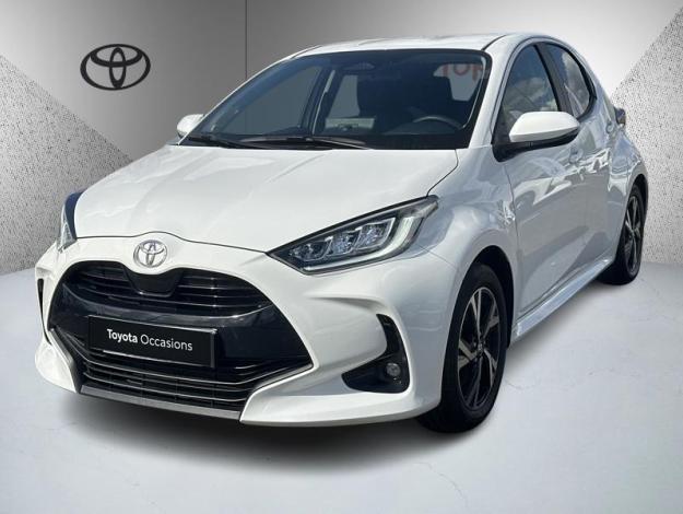 TOYOTA Yaris 116h Design  