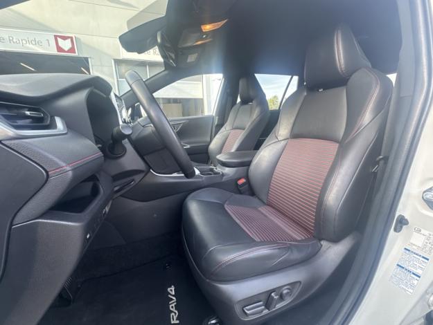 TOYOTA RAV4 PHEV Hybrid PHEV AWD Design Business   