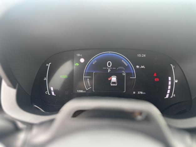 TOYOTA Yaris Cross 1.5 HYBRID 116H DESIGN BUSINESS PACK CARGO  