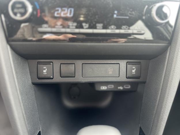 TOYOTA Yaris Cross 1.5 HYBRID 116H DESIGN BUSINESS PACK CARGO  