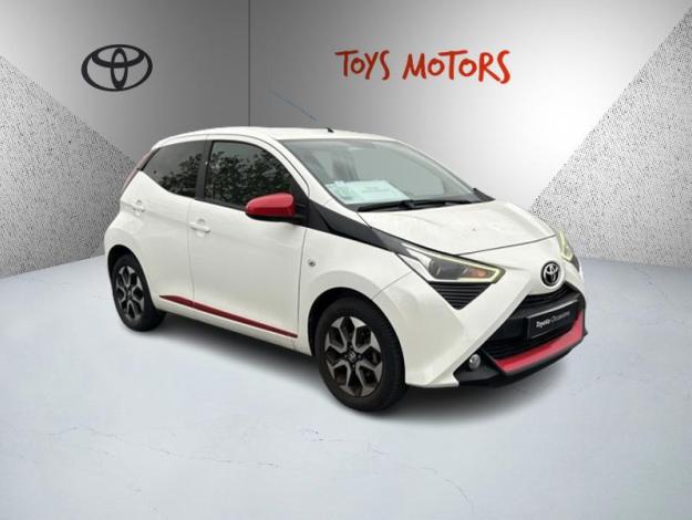 TOYOTA Aygo 1.0 VVT-i x-play  