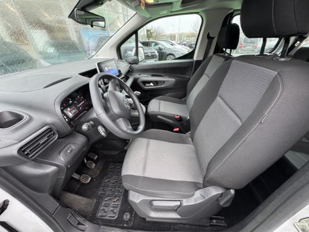 TOYOTA Proace City Verso 1.2 LONG 110 VVT-I DYNAMIC  