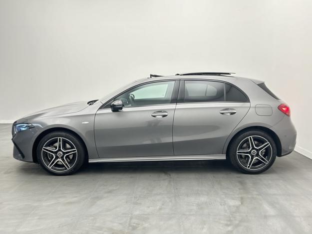MERCEDES-BENZ A 250  e AMG Pack Night Toit Pano  