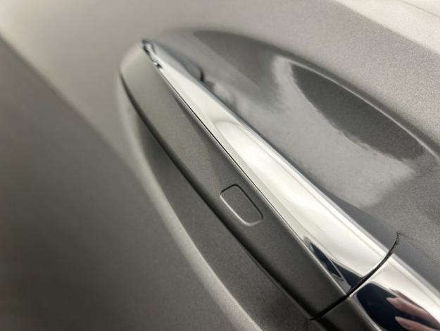 MERCEDES-BENZ A 250  e AMG Pack Night Toit Pano  